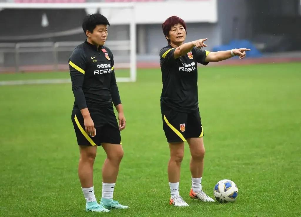 为足球而生的人,真正热爱足球的女孩