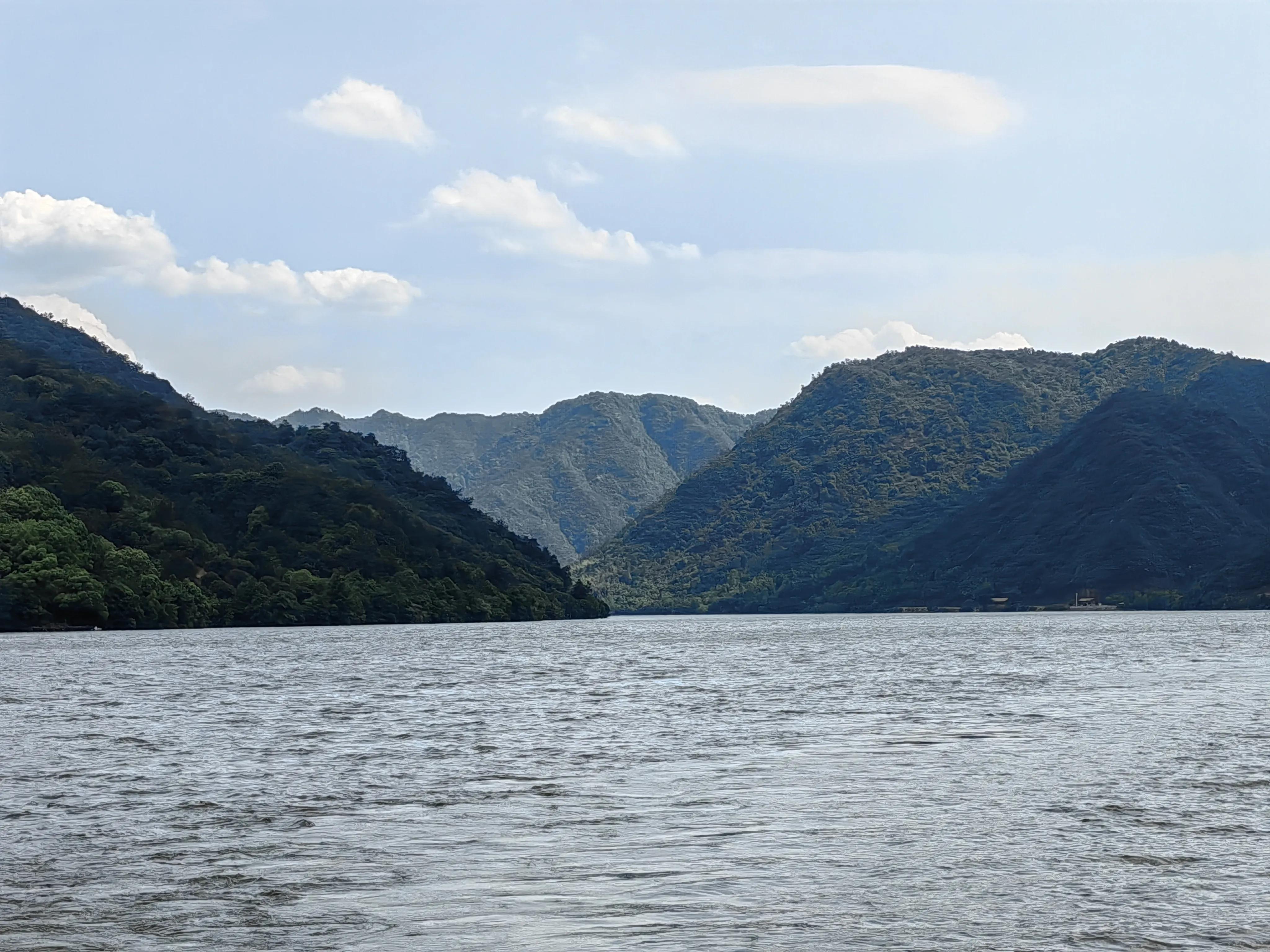 迎接杭州亚运会·富春江畔的秀美山水诗画意境