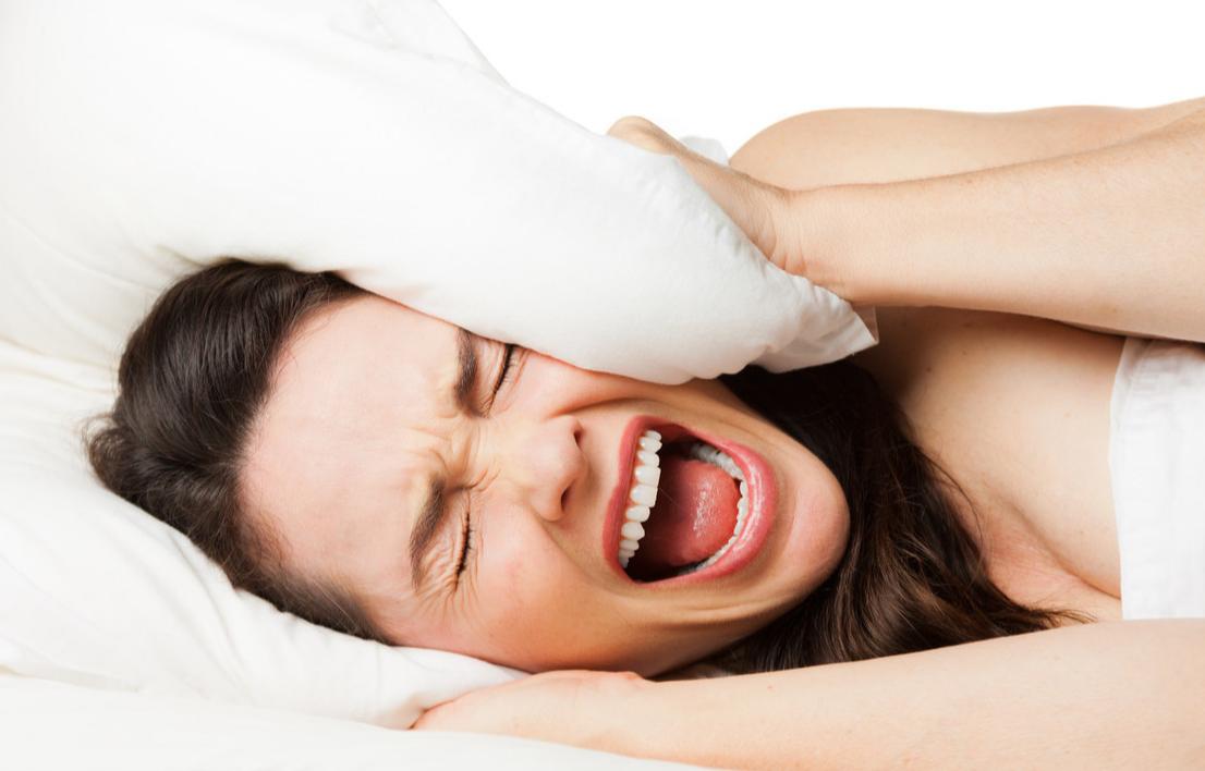 鎺掑嵉鏈熷姘斿懗寰堟晱鎰熶箞,鐢蜂汉瀵瑰コ浜虹殑姘斿懗鍡呰寰堟晱閿愬悧