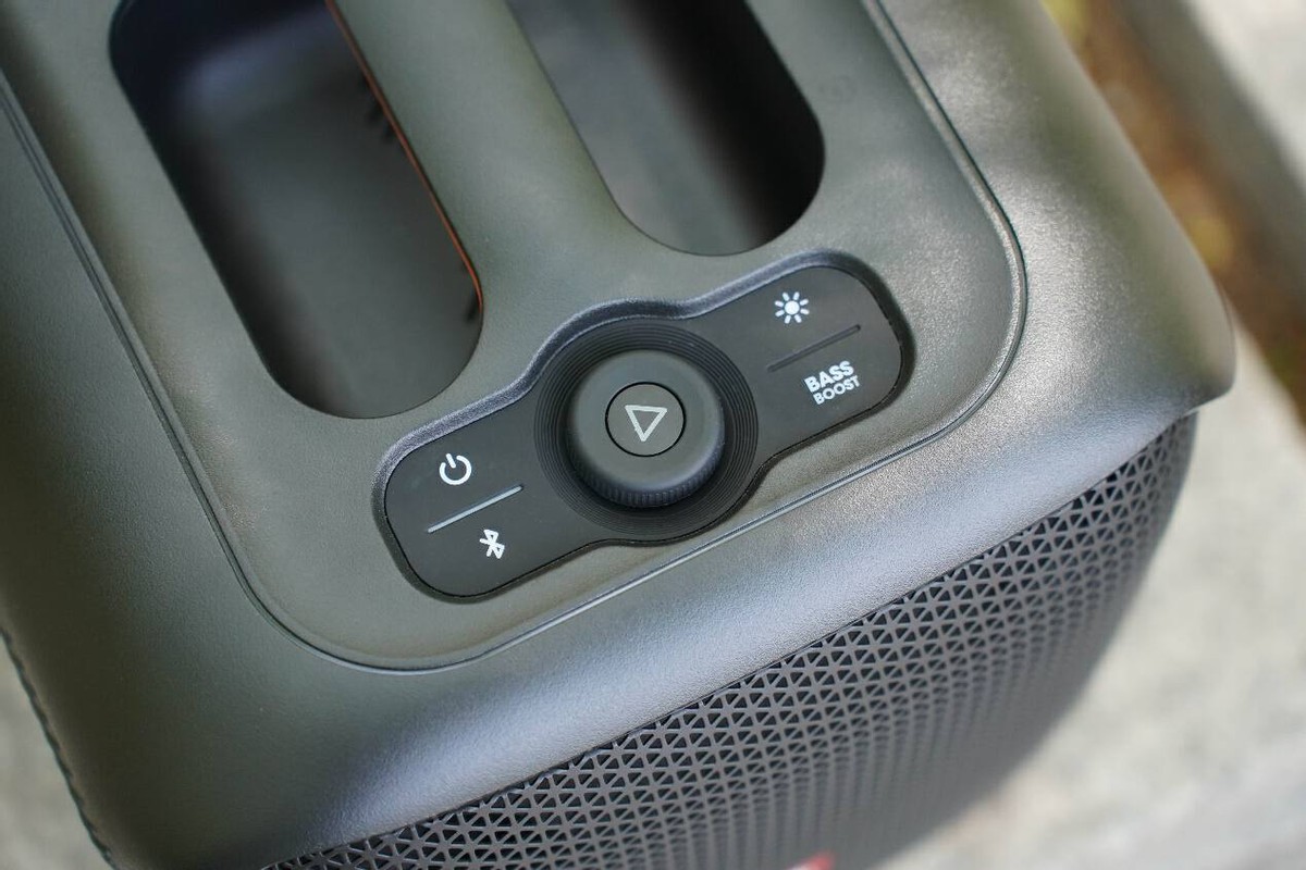 3000买室内音响,3000元左右低音炮推荐