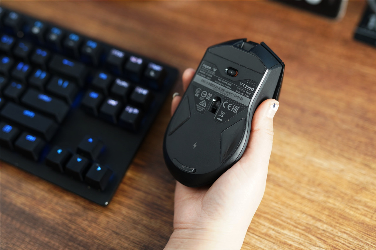 雷柏v10s鼠标垫,雷柏vt300用什么鼠标垫