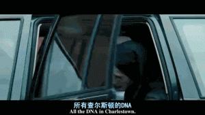 神回复：老鼠贴粘到的，吃了不会犯法吧？网友：自首，争取死缓