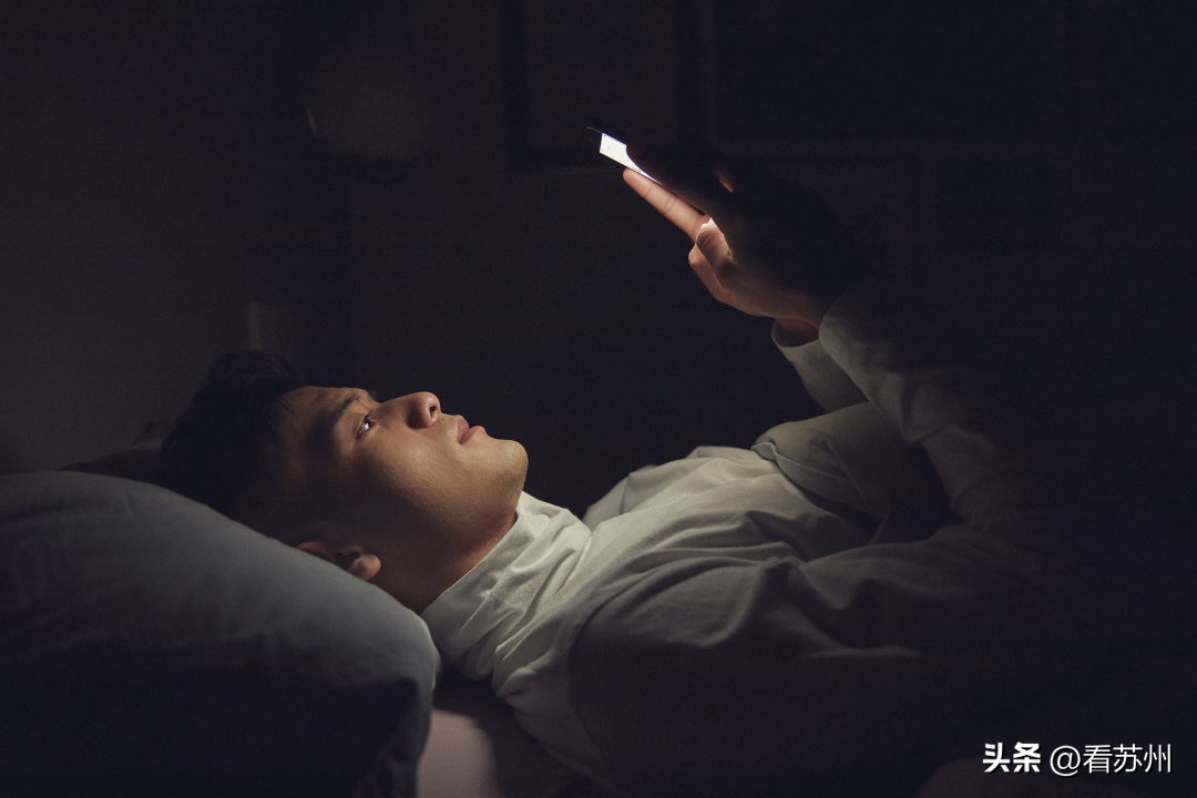 @全体“打工人”,《大医生在线》带你逃离现代职场病!