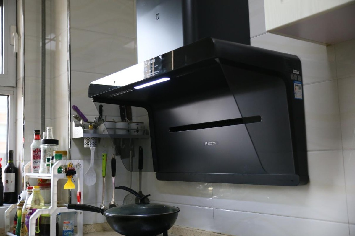 米家智能净烟机s1的油烟排到哪里,米家净烟机s1真的不用洗吗