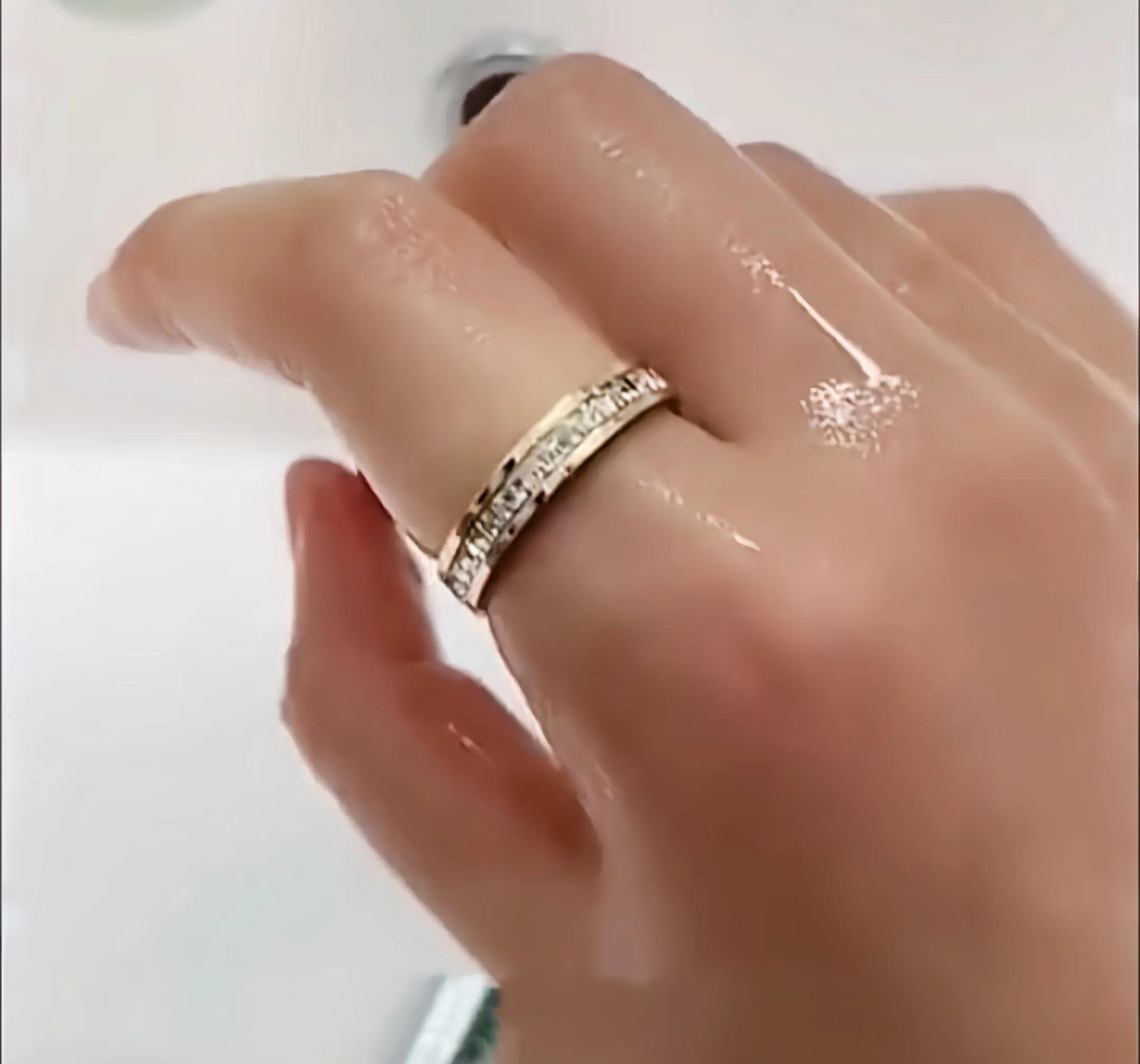 生活小窍门枕套发黄怎么办,枕套睡久了黄渍怎么洗