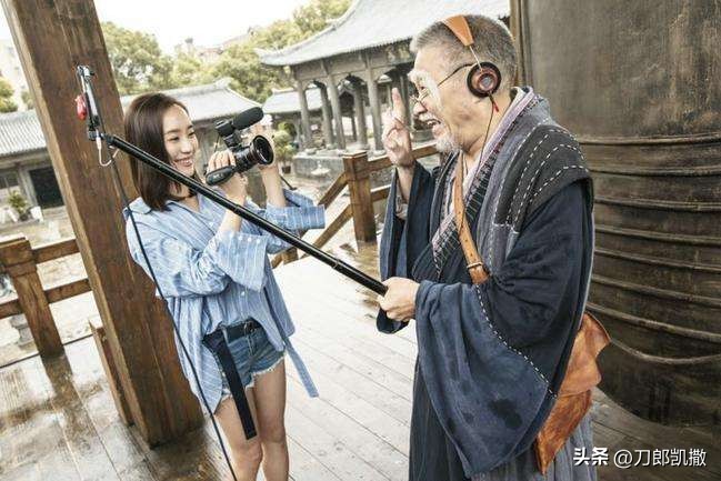 秋雅为什么突然火到国外,秋雅怎么不红