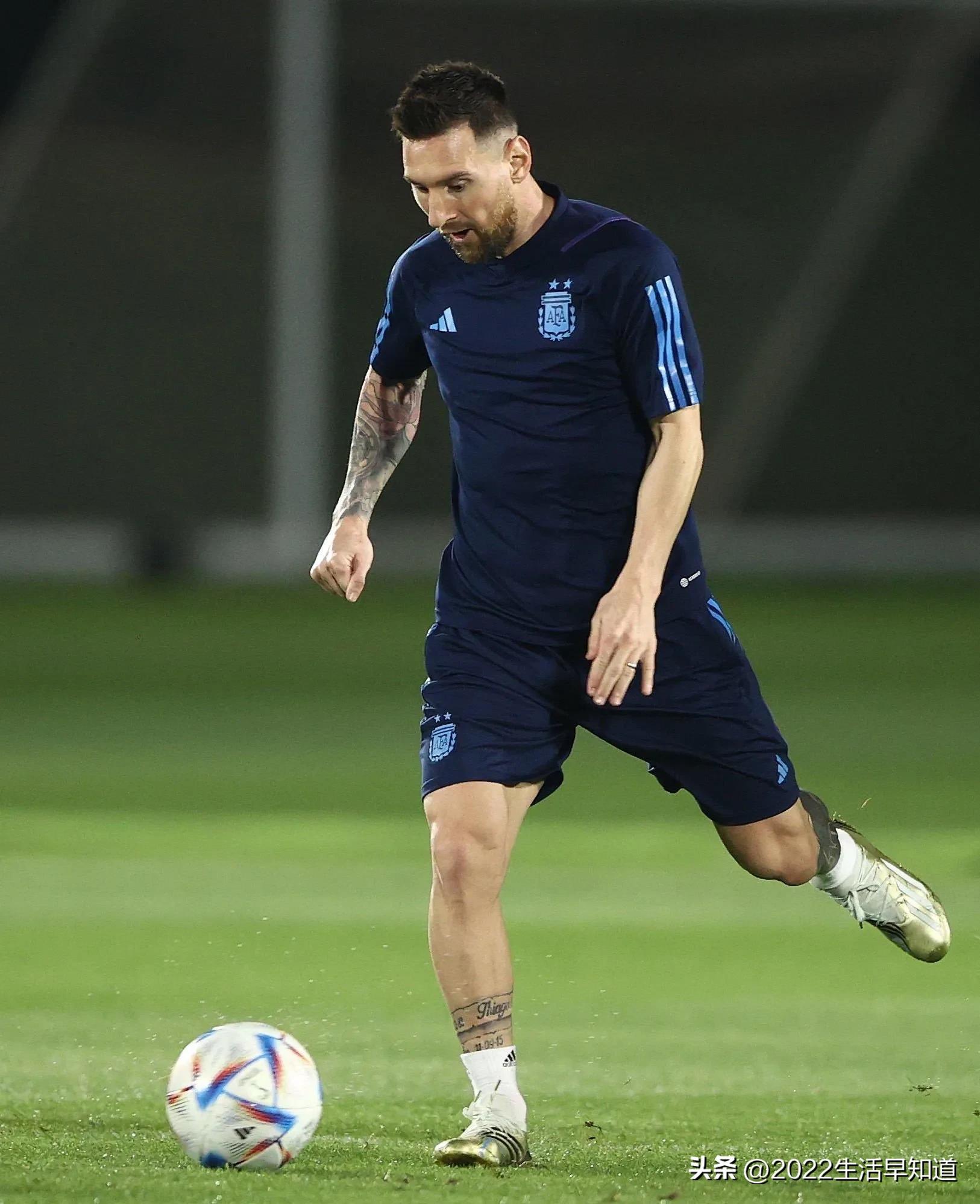 世界足球日图,世界足球日幼儿园国旗下讲话