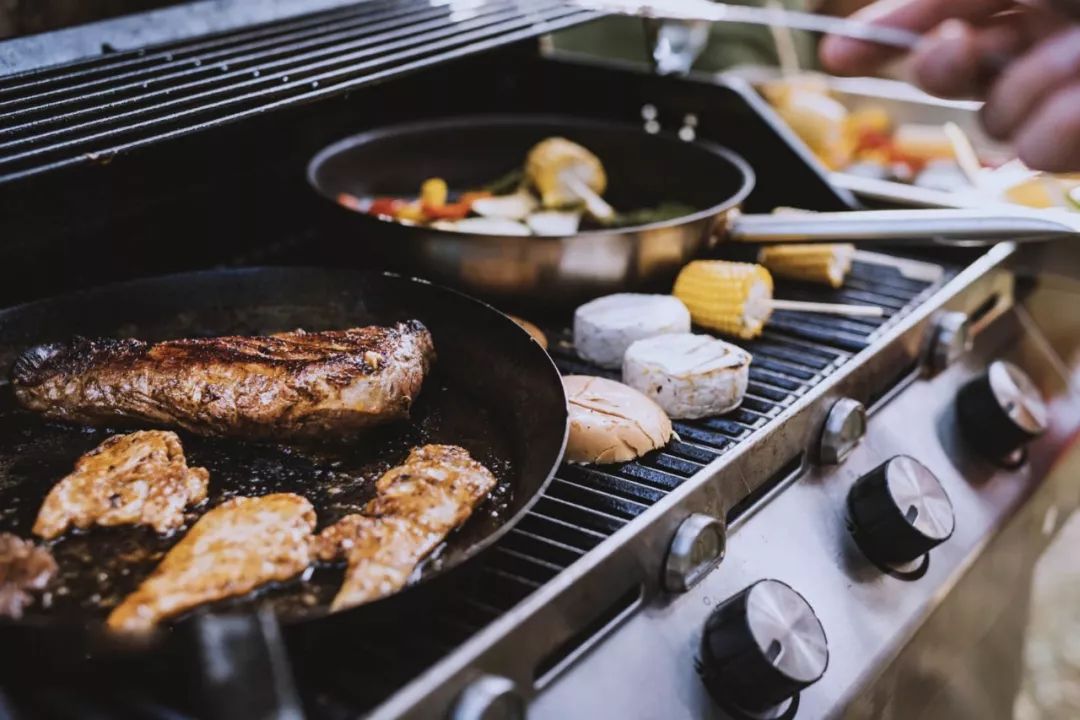 为了愉快地BBQ，澳洲人有多疯狂？