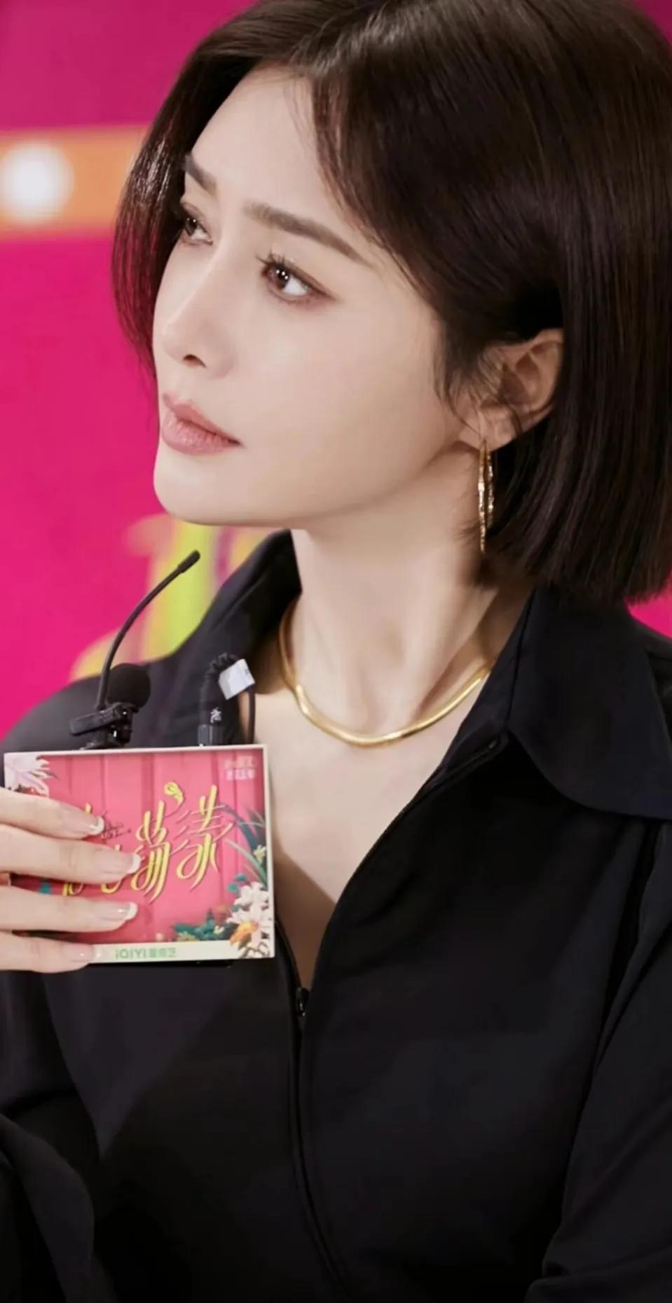 “子宫用不用不知道但阴道肯定用了”看秦岚回怼对方