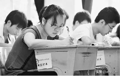 高考进考场前的注意事项,高考生进考场准备些什么