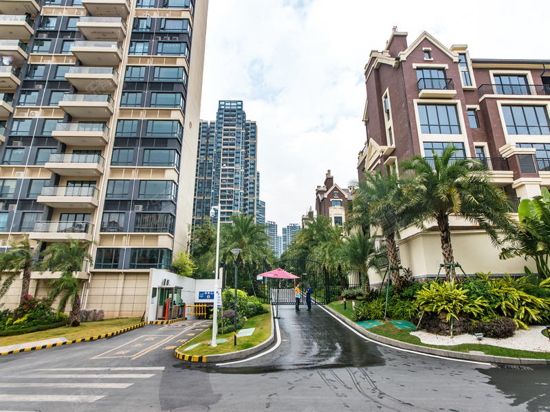 90后的我15岁背井离乡出门打工,90后的我孤身一人在上海创业