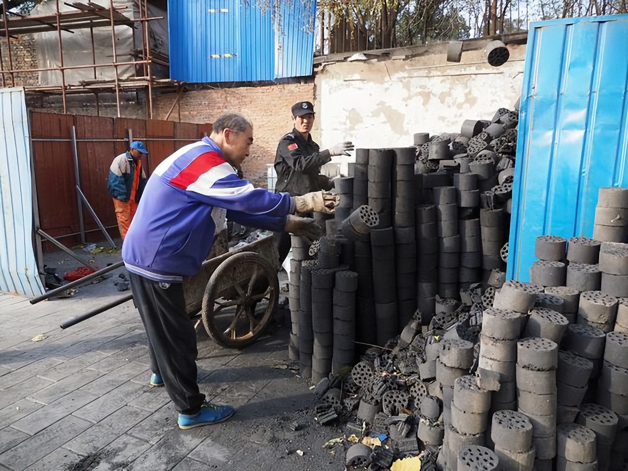 地热替代农村散烧煤？院士提出的想法，为何被网友怒评异想天开？