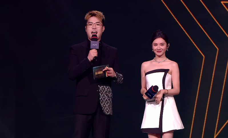 余霜美娜,余霜斩获lpl最佳主持人