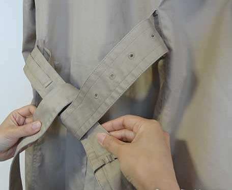 大衣腰带后面打结方法不要蝴蝶结,秋冬大衣蝴蝶结系法生活小妙招