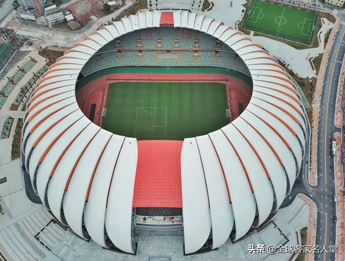 五华县足球场中超,中超体育场大全