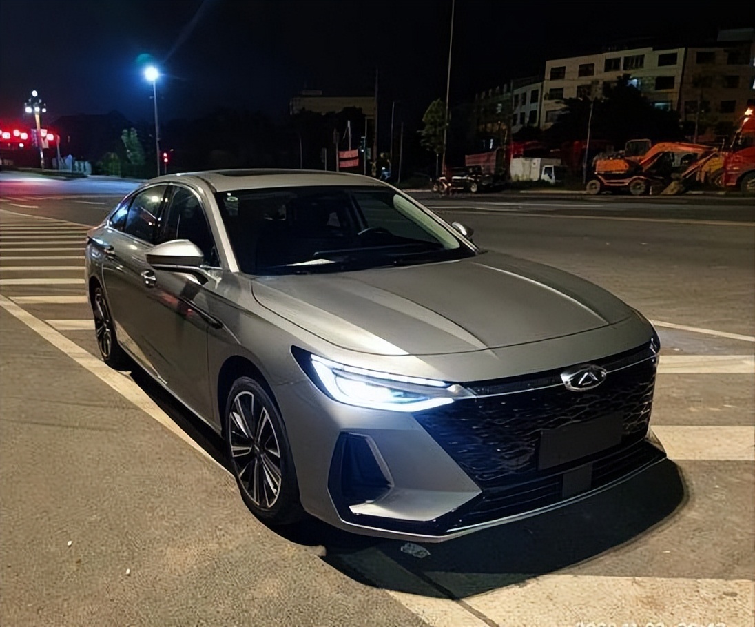 艾瑞泽21.6t百公里,百公里油耗8.46l