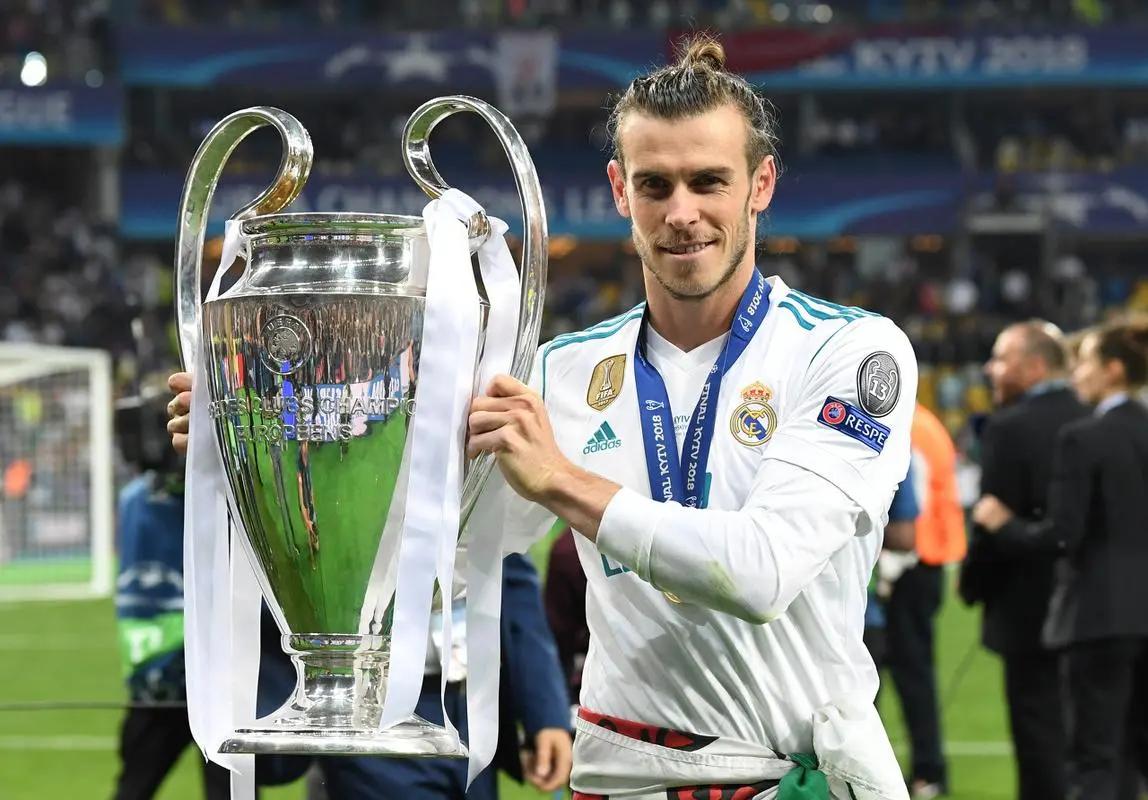 2022足坛球星谢幕时刻,足坛十大丑球员