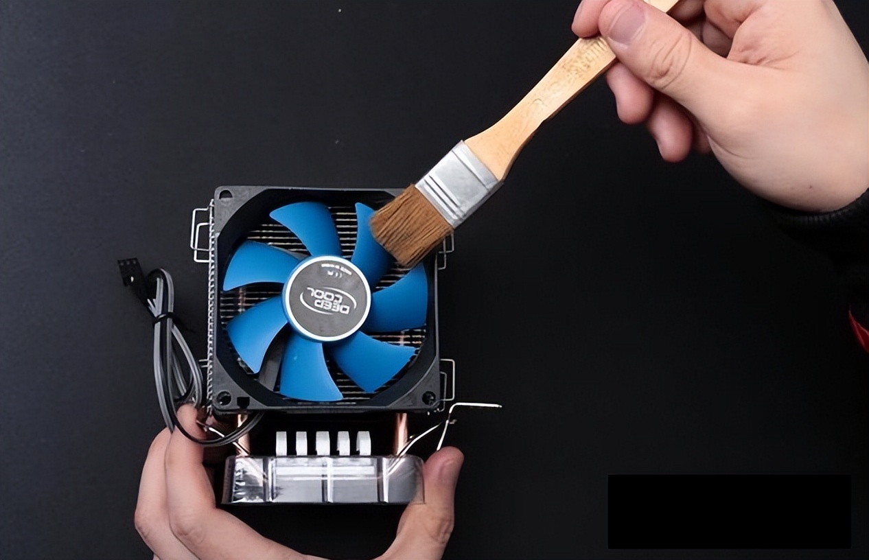 笔记本电脑播放音频有滋滋的声音,笔记本电脑电池充电有滋滋响声