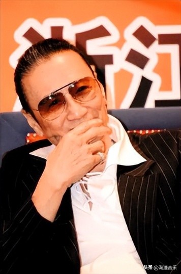 年少风流缠绵万花丛中，年逾八旬夺影帝，四哥的一生有多潇洒？