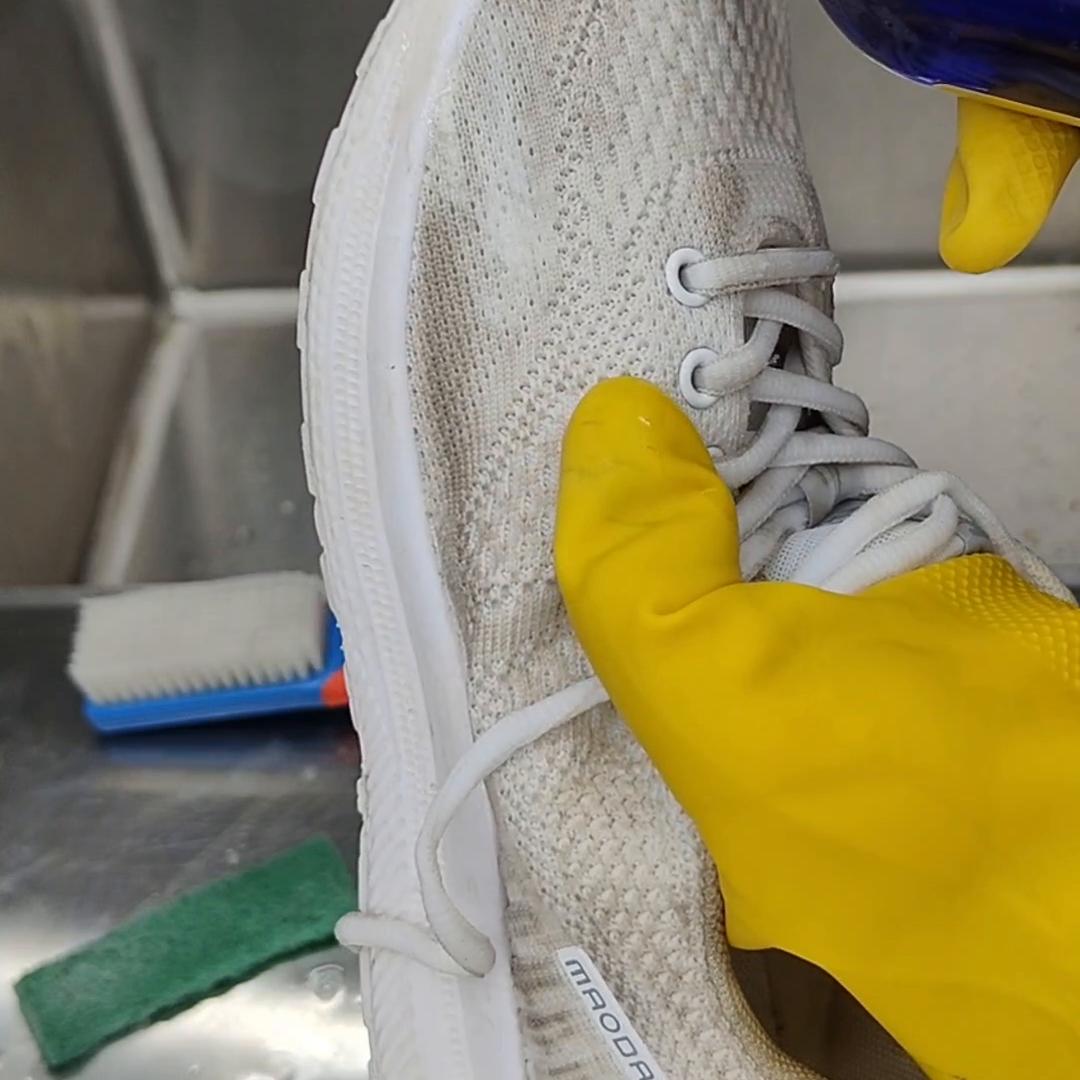 针织网面鞋子如何清洗,针织鞋子的清洁方法