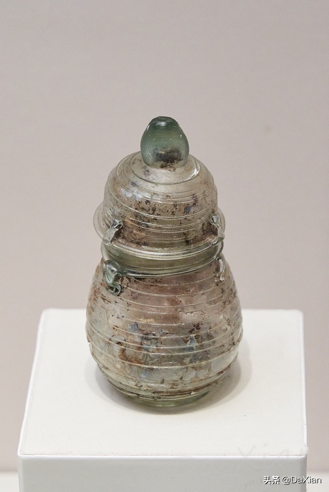 异彩纷呈：古代东西文明交流中的玻璃艺术之三（4）