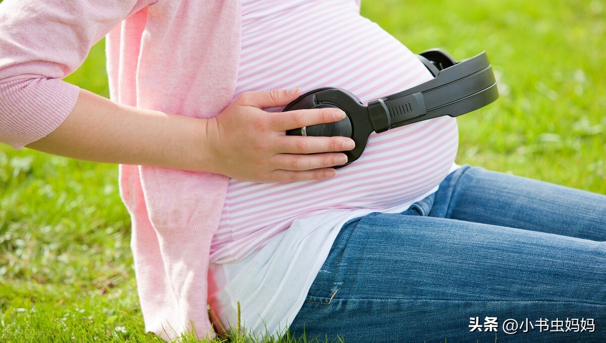 孕6月的胎宝宝会饿吗,孕6月胎宝宝打嗝