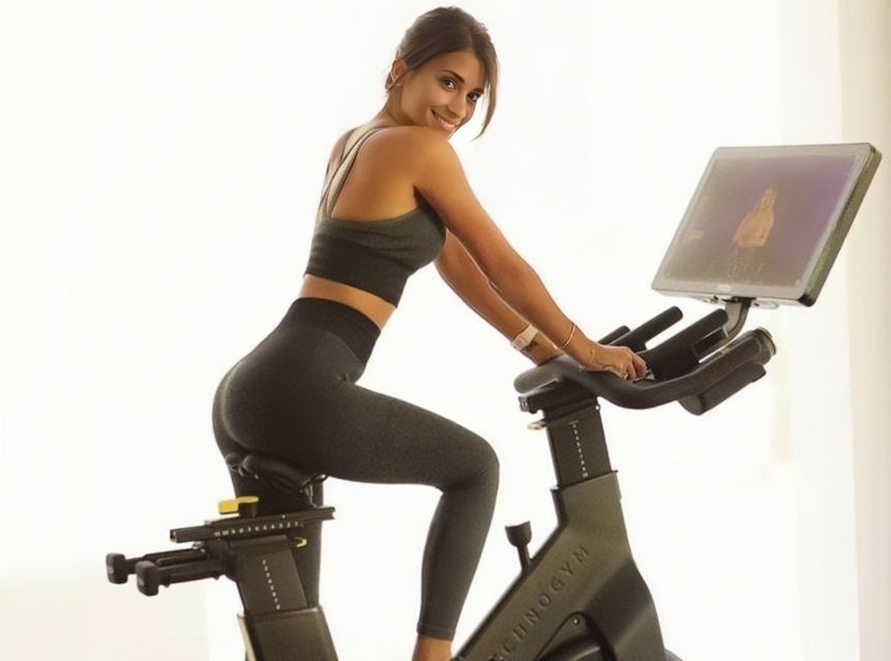 梅西巴萨故事,梅西感情经历纪录片