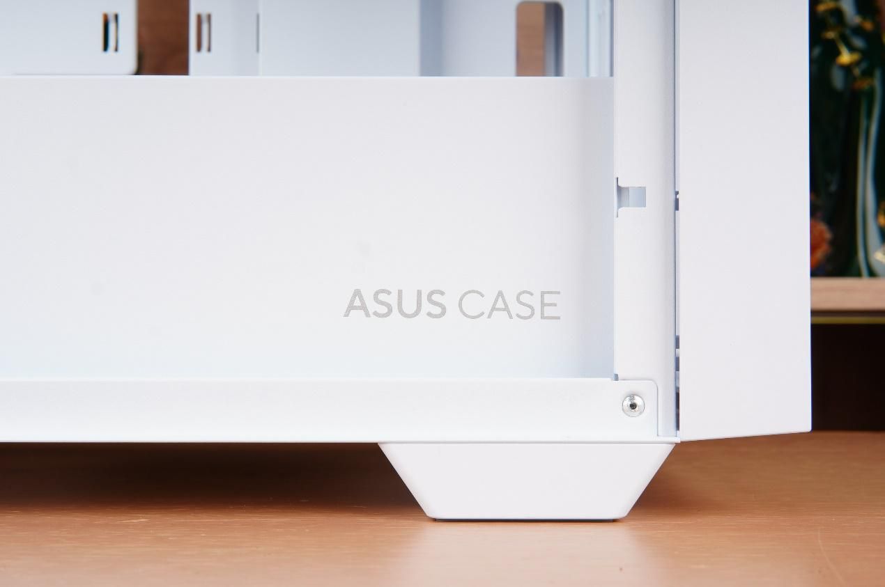 华硕追影机箱布局,华硕追影13代13700f主机