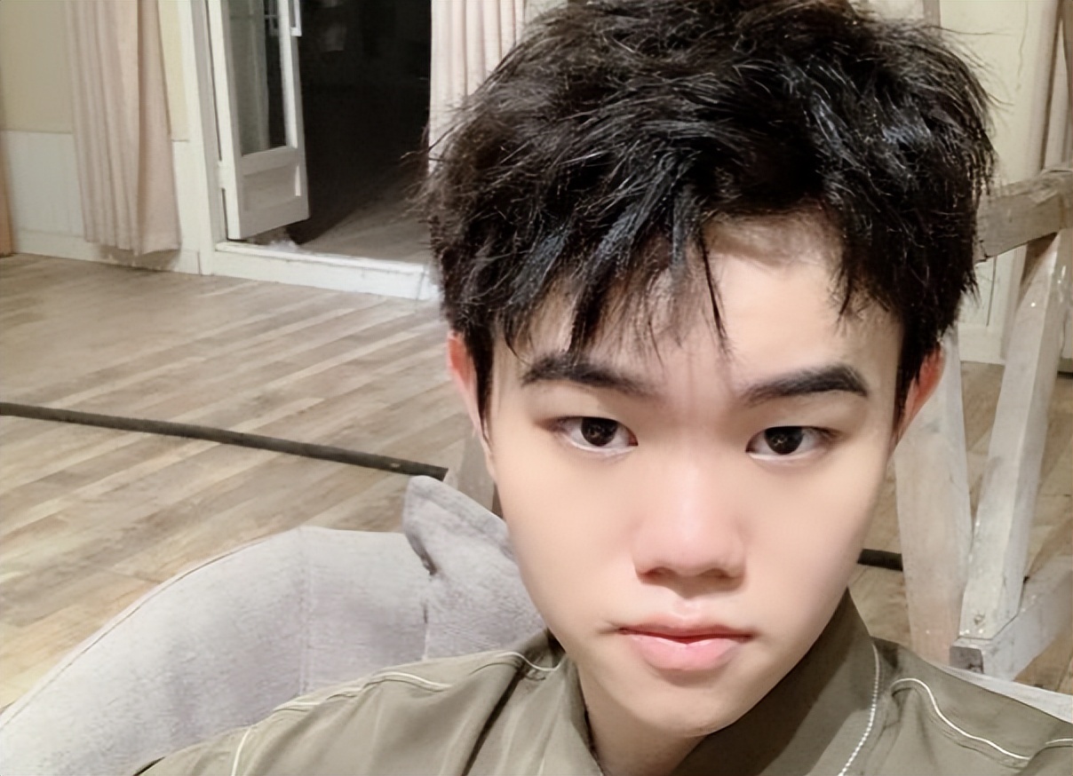 倒霉小王子韩涵，被官方误判封号，气的大骂王者荣耀狗都不玩