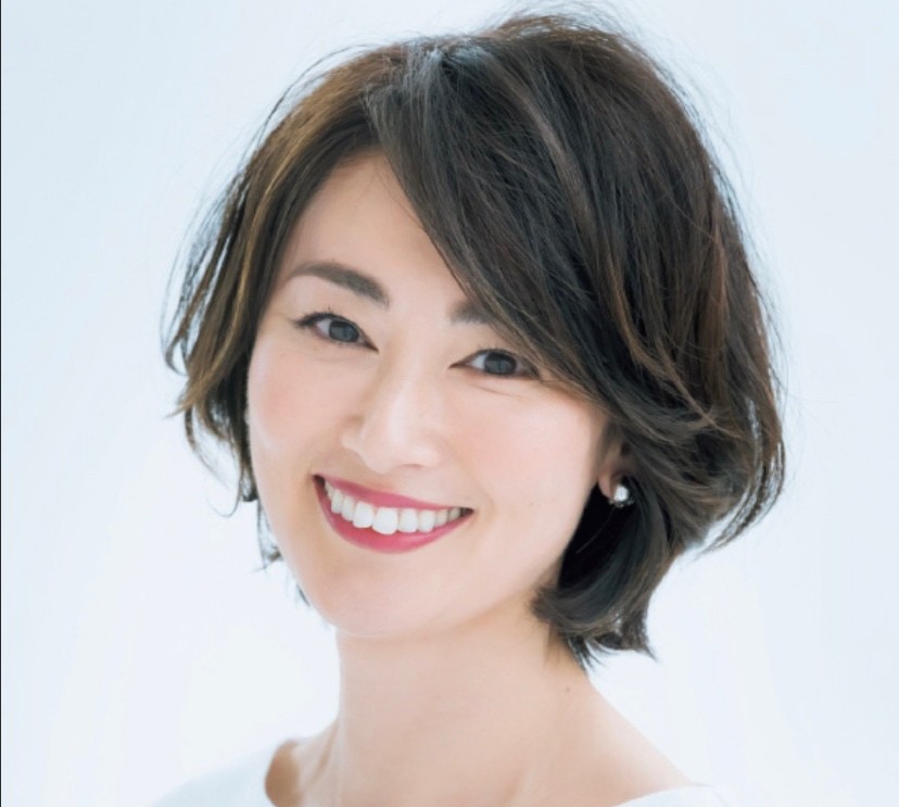 适合35岁女人的发型直发斜刘海,35岁矮个子直发适合什么刘海