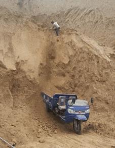 好不容易把钱还完了,好不容易把债还完了