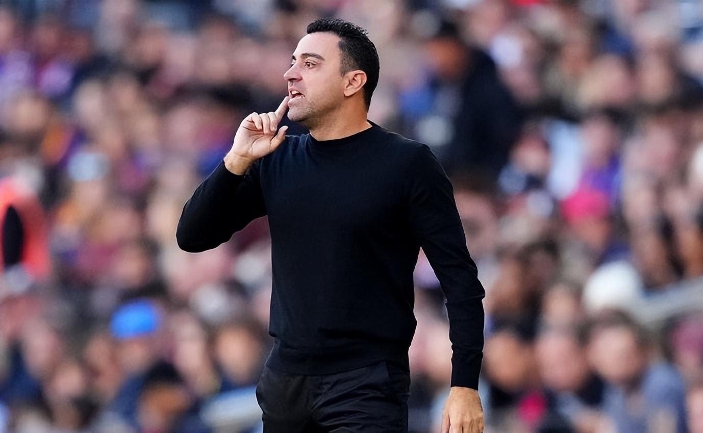 14黄2红！巴萨被终结5连胜，球迷抨击裁判：成功毁掉了一场比赛