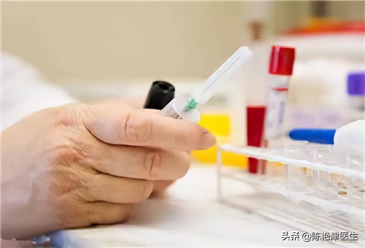 体检甘油三酯偏高是怎么解决,体检显示甘油三酯高是怎么回事