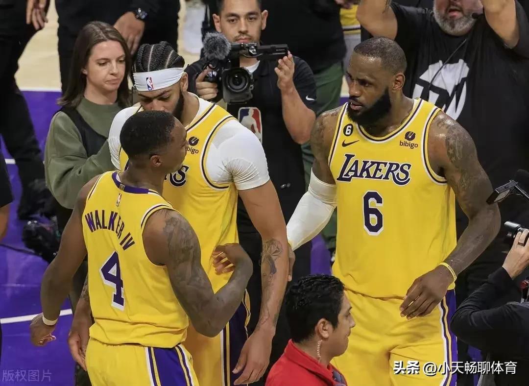 盘点季后赛打出身价的球星,波波维奇季后赛9次横扫