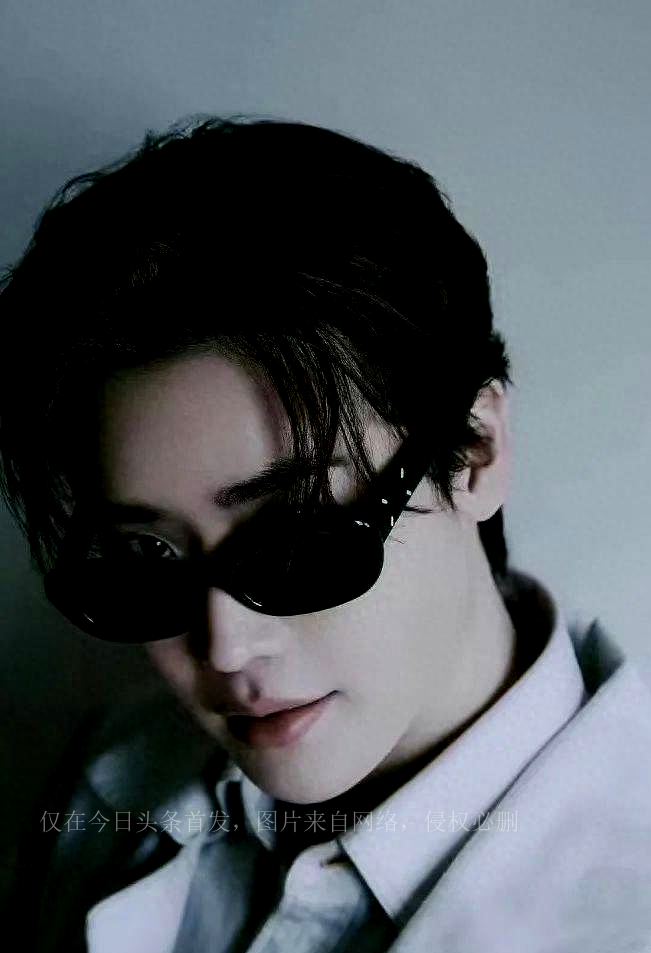 都塌成这样了，还有脸出来？