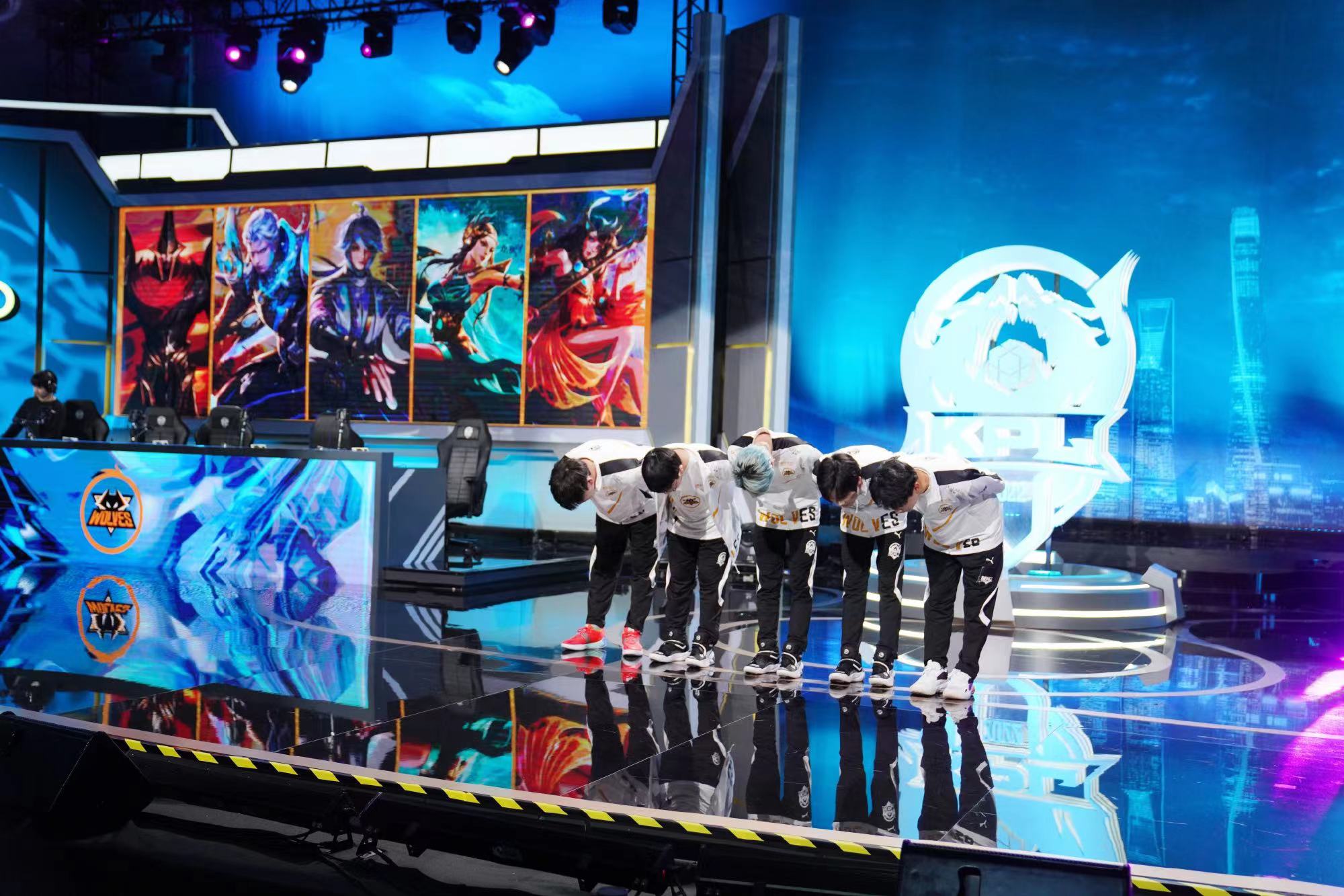 estar四比一狼队全部比赛,estar零封狼队夺冠狼队反应