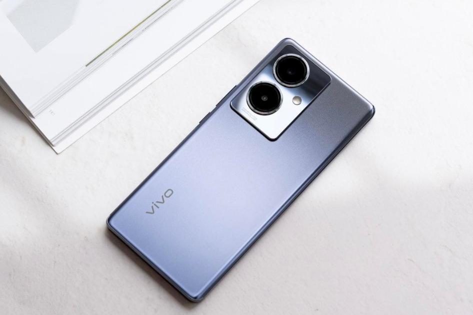 2000-2500元左右性价比最高的手机,买手机应该注意哪些坑