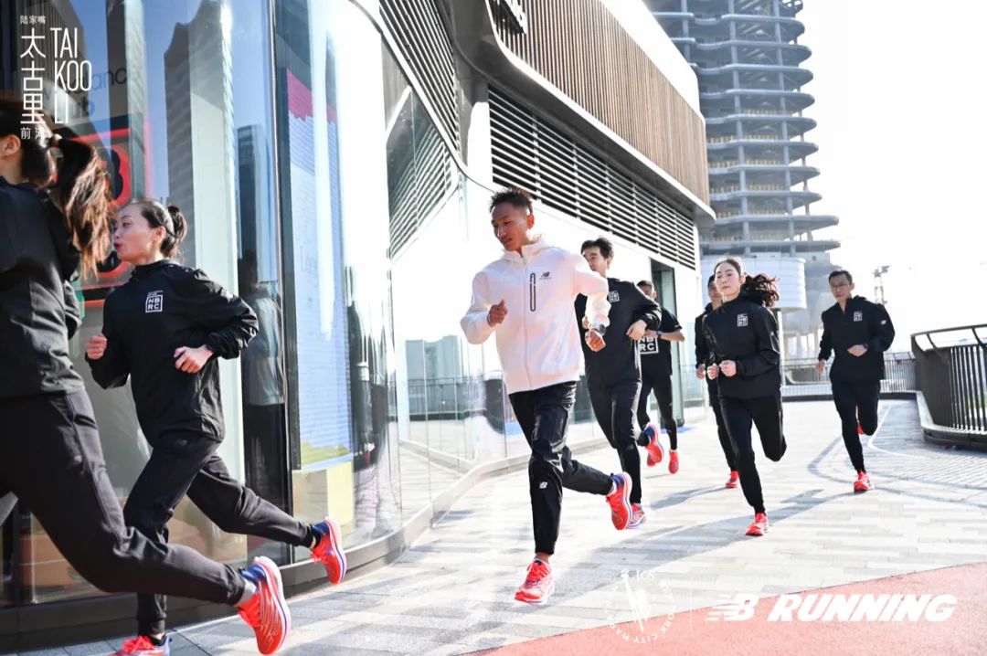 newbalance官方旗舰店跑鞋,newbalance领跑梦想