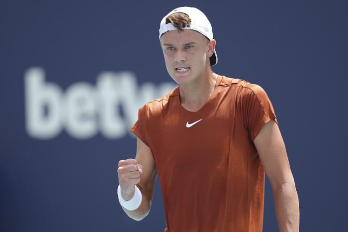 法网冠军德约科维奇,法网男单德约科维奇备战视频