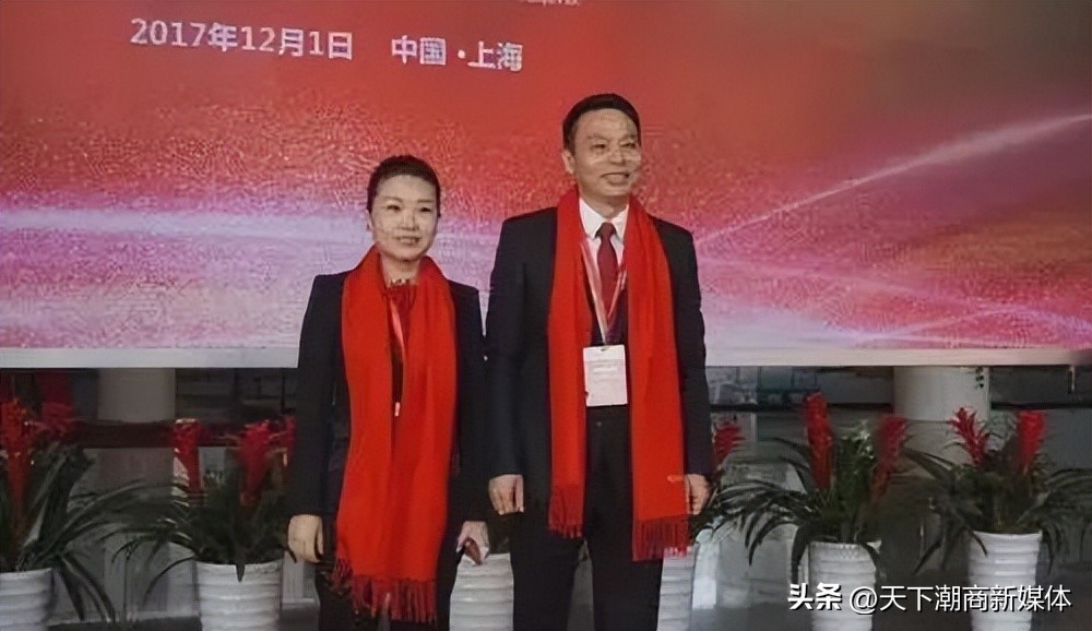 夫妻档白手起家,控有2家上市公司,财富估值90亿,26岁儿子将接班？