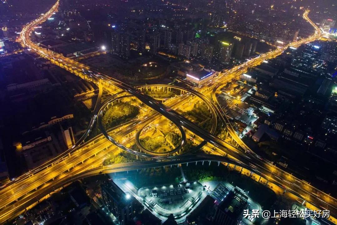 日月光新开的店,日月光地产怎么样