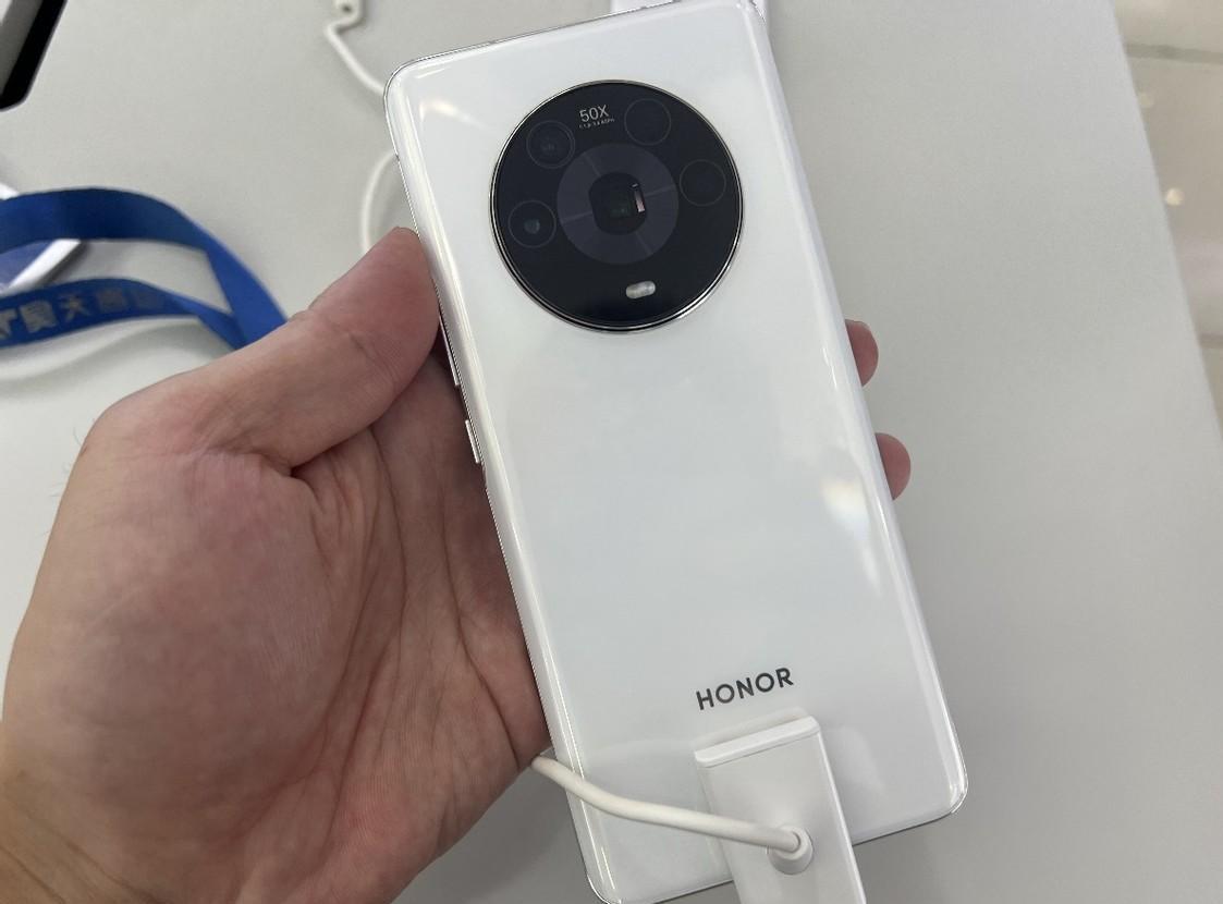 荣耀magic4至臻拍照,荣耀magic4对比小米11u拍照