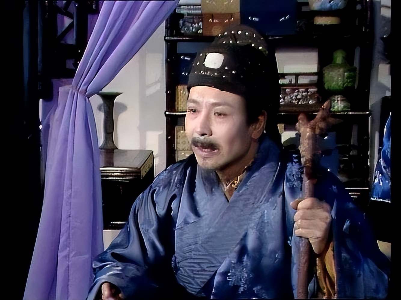 秦可卿和公公“爬灰”的丑事究竟是心甘情愿还是淫威下的不得不从