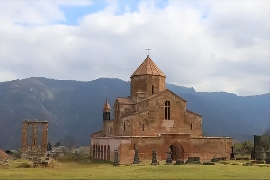 哥特式古建筑艺术之美,哥特式文化的特点