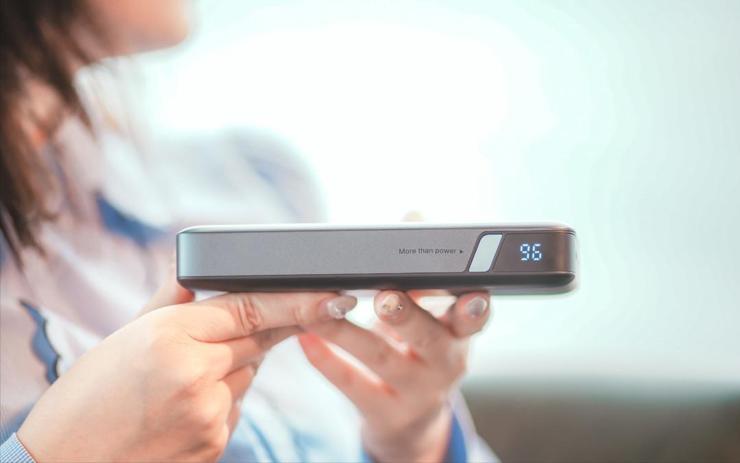 绿联充电宝最高支持多少瓦快充,绿联20000毫安双向快充