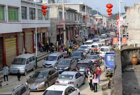 农村吃席有什么忌讳,回村吃席很有讲究的