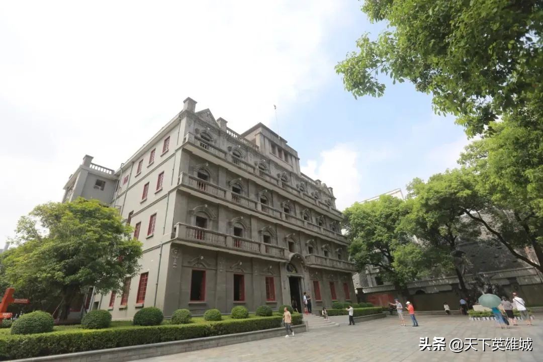 南昌是个什么样的省会,为什么说南昌是一座神奇的城市