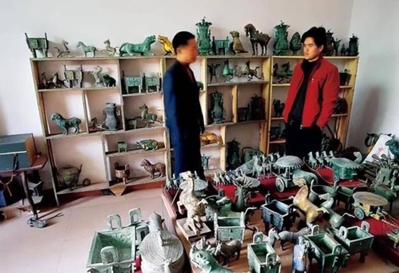 河南老汉靠造假发财,河南老汉造假一年赚1亿多