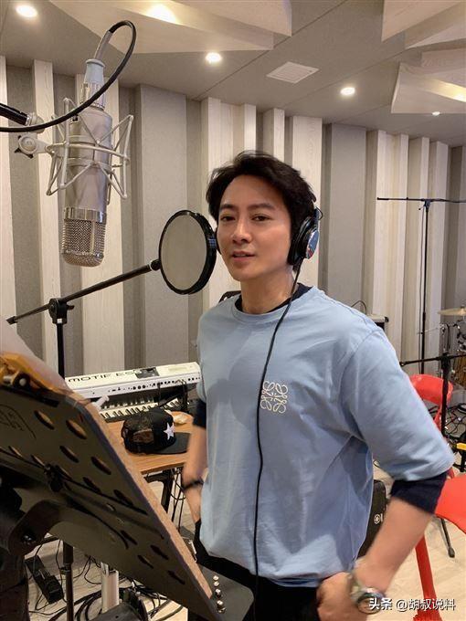 因一句：*鱼岛钓**是中国的，他惨遭封杀20年，如今复出依旧熠熠生辉