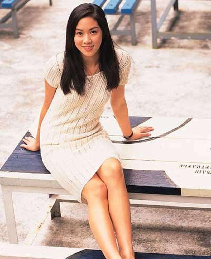 嫁豪门8年生4胎,一个孩子获10亿奖励,女星徐子淇真的幸福吗?